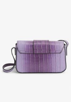 Next CHAIN HARDWARE - Umhängetasche - Purple 8 Next CHAIN HARDWARE - Umhängetasche - Purple -Next 0a44a473c61944d6bf876e8f4e3f38db