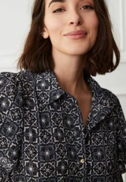 Next SHORT SLEEVE STANDARD - Blusenkleid - Black Geo Print -Next 17295a2cdef14c909bb748c0fe9f7ed4