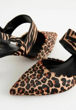 Next FOREVER COMFORT® BUCKLE DETAIL STANDARD - Pumps - Animal Print -Next 1ce333494a924094b92715a9f0e47921