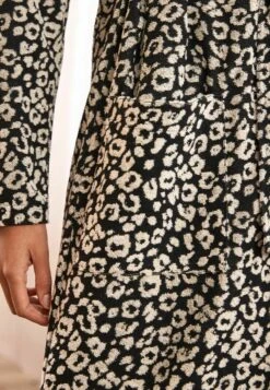 Next Bademantel - Black White Animal Print -Next 1d523a8c3fbe4887b17b1586bf06e23d