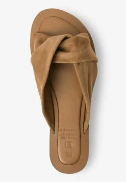 Next REGULAR - Pantolette Flach - Tan Brown -Next 1d56c595e3fd4afab168aab9db313e91