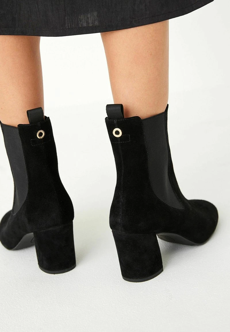 Next Ankle Boot - Black Suede 4 Next Ankle Boot - Black Suede – Bild 4