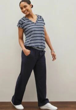 Next V-NECK BUBBLE STANDARD - T-Shirt Print - Navy Blue Stripe -Next 2c1082ac05a342369a45ae46f93248bd