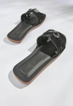 Next FOREVER COMFORT - Pantolette Flach - Black 8 Next FOREVER COMFORT - Pantolette Flach - Black -Next 30112806e96b4a9ba865cf459e5123fd