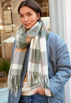 Next STANDARD - Schal - Green