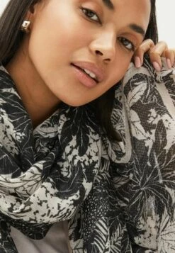 Next LEAF PRINT LIGHTWEIGHT STANDARD - Schal - Red -Next 30d6b5e0130b4219a5a8b05aefa3f32d 1