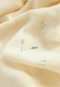 Next FOIL SPRIG PRINT LIGHTWEIGHT STANDARD - Schal - Cream -Next 4abc7799f37148e7b149058b4381fbfe