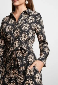 Next MIDI LENGTH STANDARD - Blusenkleid - Black Geo Border -Next 4fca309b07234e1d8965fd8c4a4f1f92