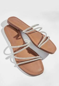 Next FOREVER COMFORT EMBELLISHED GLITTERY ASYMMETRICAL STRAPPY - Pantolette Flach - Silver -Next 4fe02d50792c4be18e9781b9637726b5