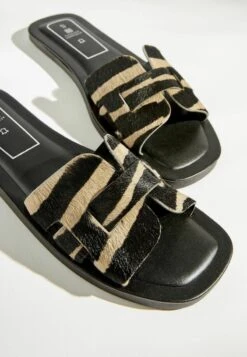 Next FOREVER COMFORT - Pantolette Flach - Tiger Print 9 Next FOREVER COMFORT - Pantolette Flach - Tiger Print -Next 513dad7f4cd940b3877a0e2535eb3ee9