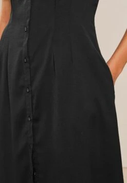 Next FLUTED SLEEVE EMPIRE MIDI STANDARD - Blusenkleid - Black -Next 558e49bb17a34381a15d6149a89f9352