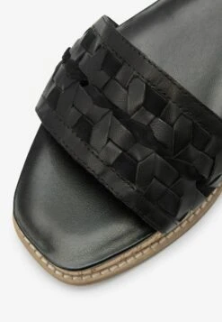 Next FOREVER COMFORT® DETAIL WITH - Plateausandalette - Black -Next 735f9deb448f42e185dc8e245050e277