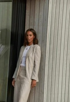 Next STANDARD - Kurzmantel - Rochelle Natural -Next 7bb290c327a043df8dc1eca814f97a4c 1