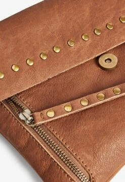 Next Umhängetasche - Tan -Next 844979023b70480fa3bf983eaad075f3