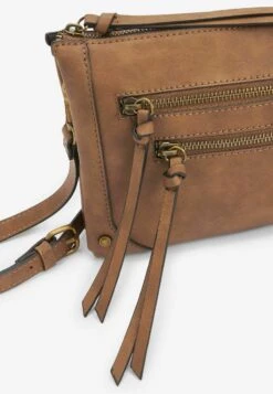 Next DOUBLE ZIP POCKET DETAIL - Umhängetasche - Tan Brown -Next 8e17d013425c4396888b2ef26c1bb0f8