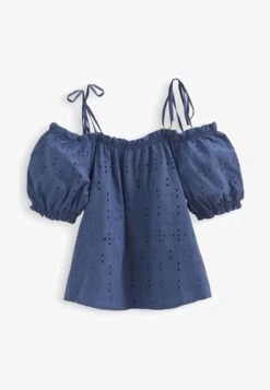 Next BARDOT BRODERIE PUFF SLEEVE - Bluse - Navy Blue 10 Next BARDOT BRODERIE PUFF SLEEVE - Bluse - Navy Blue -Next 984f4574be474c6e87f204bbb6ad6fcb