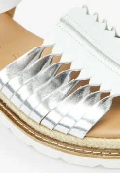 Next FOREVER COMFORT TWIST - Plateausandalette - White Silver -Next 9873aaf7823c44ddaca61920bcd13487