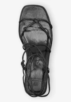 Next FOREVER COMFORT KNOT DETAIL ANKLE STRAP STANDARD - Riemensandalette - Black 8 Next FOREVER COMFORT KNOT DETAIL ANKLE STRAP STANDARD - Riemensandalette - Black -Next a014bb49ddba4f3fb1b9fd5b5d31371f