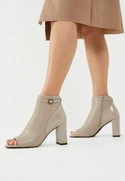 Next FOREVER COMFORT STANDARD - Ankle Boot - Bone Natural