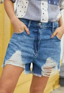 Next BUTTON FRONT STANDARD - Jeans Shorts - Mid Blue -Next bc3611985c6b4ad792841b085defd0f6