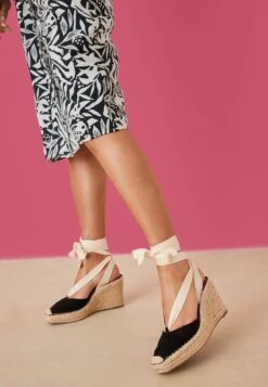 Next FOREVER COMFORT WRAP - Keilpumps - Black -Next bf4afb70d2f14bc897d150610715d74b