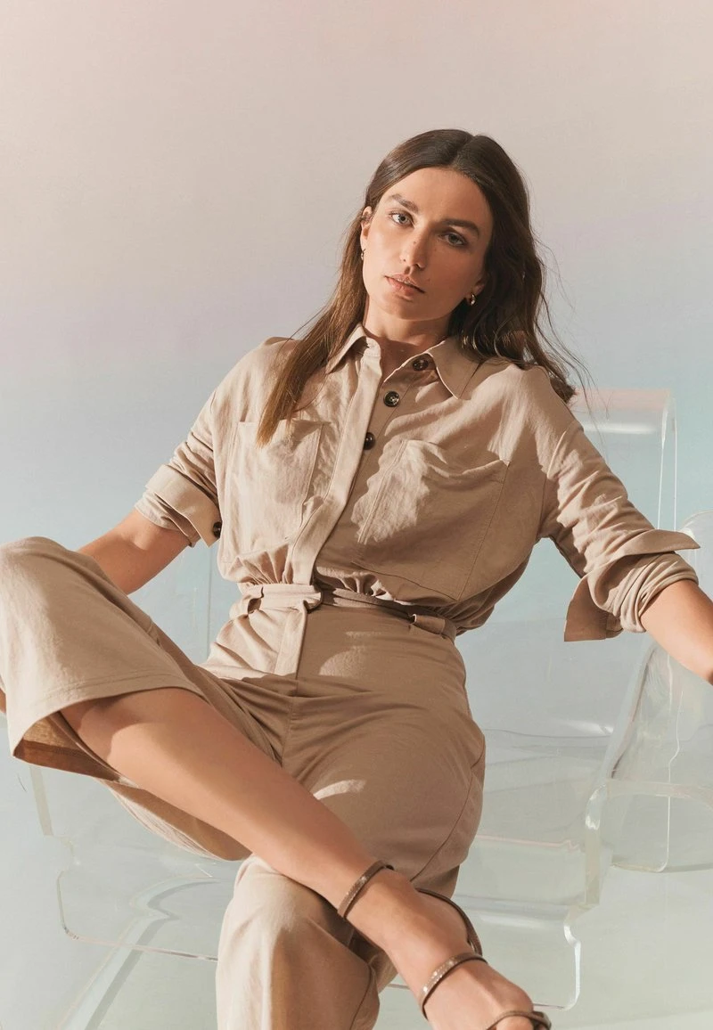 Next LONG SLEEVES UTILITY BOILER STANDARD - Jumpsuit - Neutral Brown 4 Next LONG SLEEVES UTILITY BOILER STANDARD - Jumpsuit - Neutral Brown – Bild 4