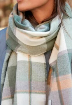 Next STANDARD - Schal - Green -Next c5c4b17e83604de8a51b8e4492ca84da