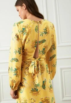 Next KNOT FRONT LONG SLEEVE STANDARD - Bluse - Yellow Floral -Next c6918f638f3144e0bfc825ff93dcd0c2