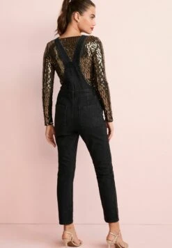 Next -Next d130e013c4d0476bb903a9abcc9c1b11