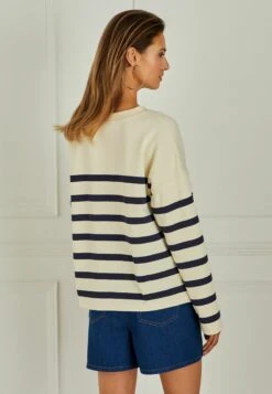 Next PATCH POCKET DETAIL STANDARD - Jeans Shorts - Bright Blue -Next d87792cf8a764b5cb022d7b58a0df622