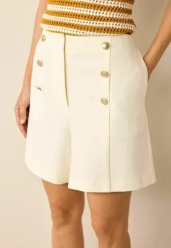 Next TAILORED BUTTON DETAIL STANDARD - Shorts - Ecru -Next db2c66e64f194b2ea4575b702e8a6a58