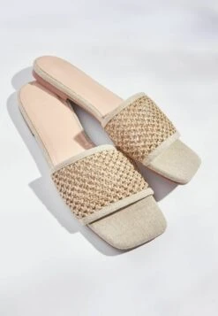 Next FOREVER COMFORT STANDARD - Pantolette Flach - Neutral -Next e08459e393074689bf9baad89bde2add