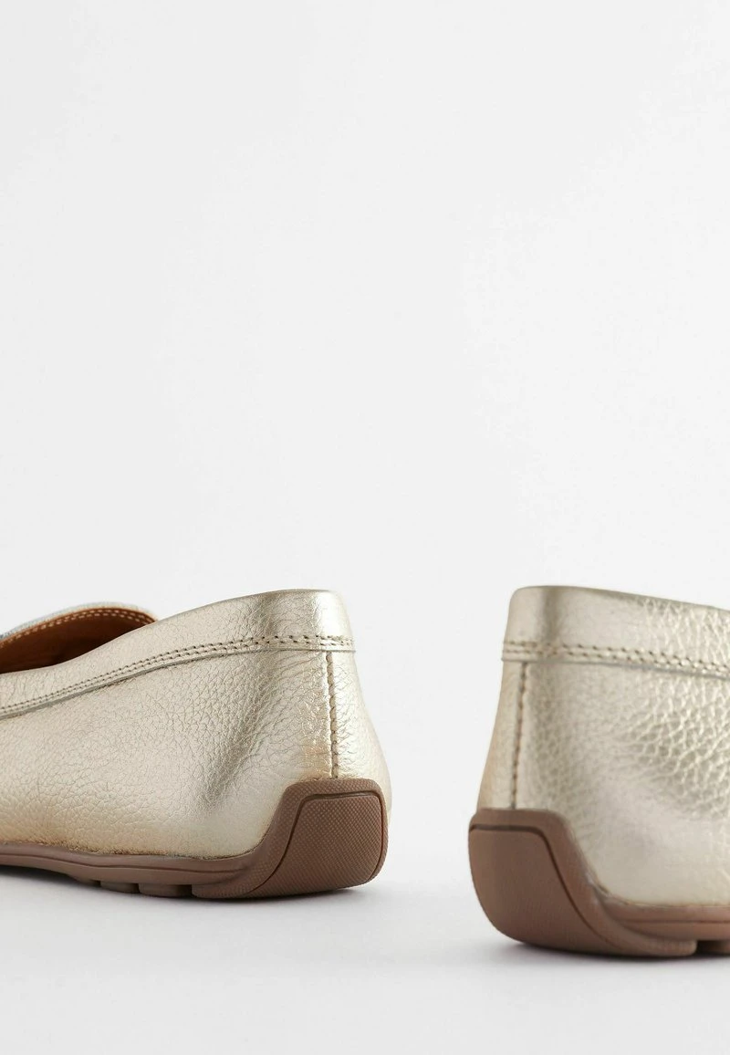 Next FOREVER COMFORT WEAVE DRIVER STANDARD - Mokassin - Gold 4 Next FOREVER COMFORT WEAVE DRIVER STANDARD - Mokassin - Gold – Bild 4