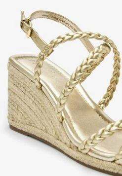 Next SIGNATURE PLAIT STANDARD - Keilsandalette - Gold Metallic 11 Next SIGNATURE PLAIT STANDARD - Keilsandalette - Gold Metallic -Next f83ff699acc149528043f5b14339800d