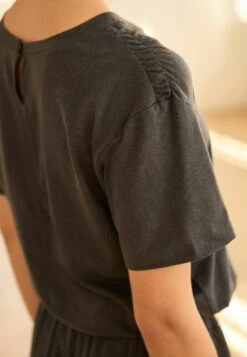 Next ACTIVE YOGA SHORT SLEEVE STANDARD - Jumpsuit - Grey 8 Next ACTIVE YOGA SHORT SLEEVE STANDARD - Jumpsuit - Grey -Next fce15c76d5d14da093539cef05188d83